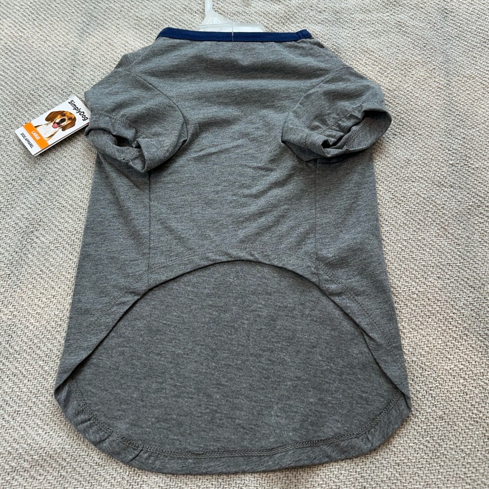 Free Hugs Dog Shirt Size Large NWT Gray Halloween Pet Puppy Gift Fall - Picture 4 of 6